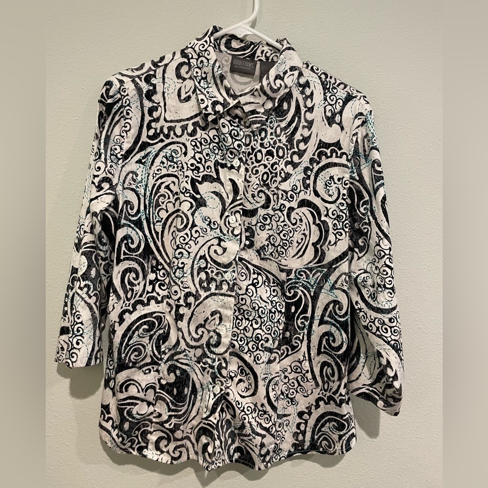 Women’s Additions by Chico white and black paisley print button down.  S…